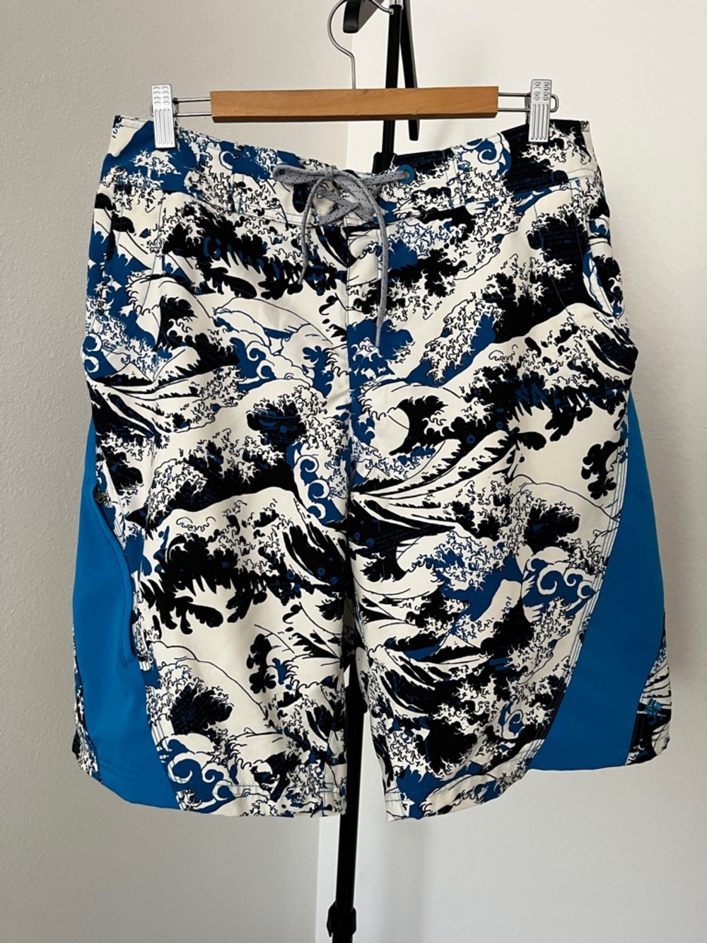Columbia Wave Print Swim Trunks 🌊 Bottle Opener | Beach + Surf + Fishing